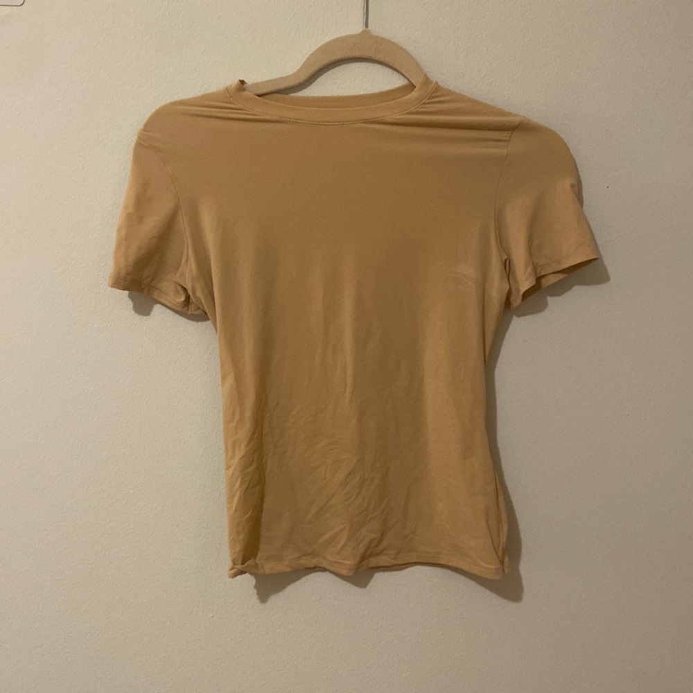 SKIMS tee